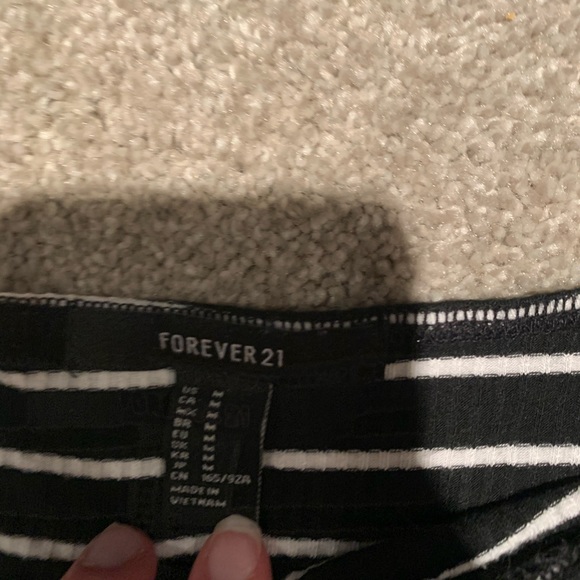 Top - Picture 2 of 2